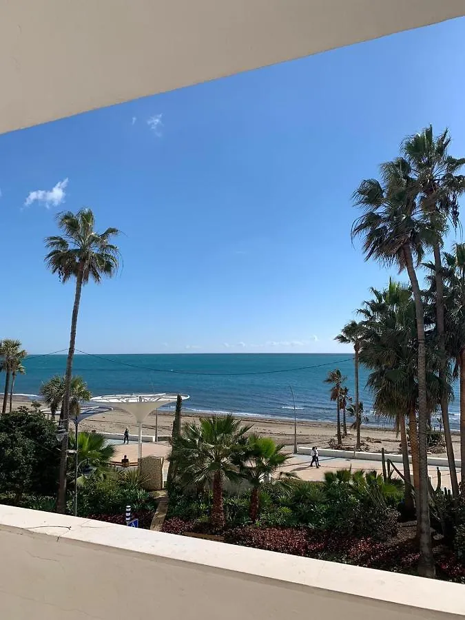 Beachfront Primera Linea De Playa En Casco Antiguo Estepona Spain