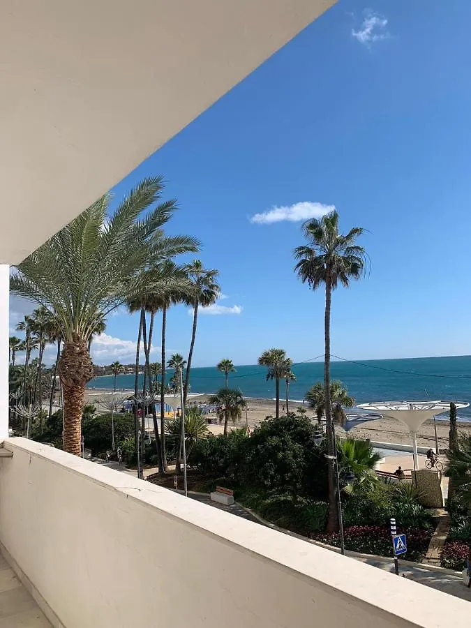 Beachfront Primera Linea De Playa En Casco Antiguo Estepona