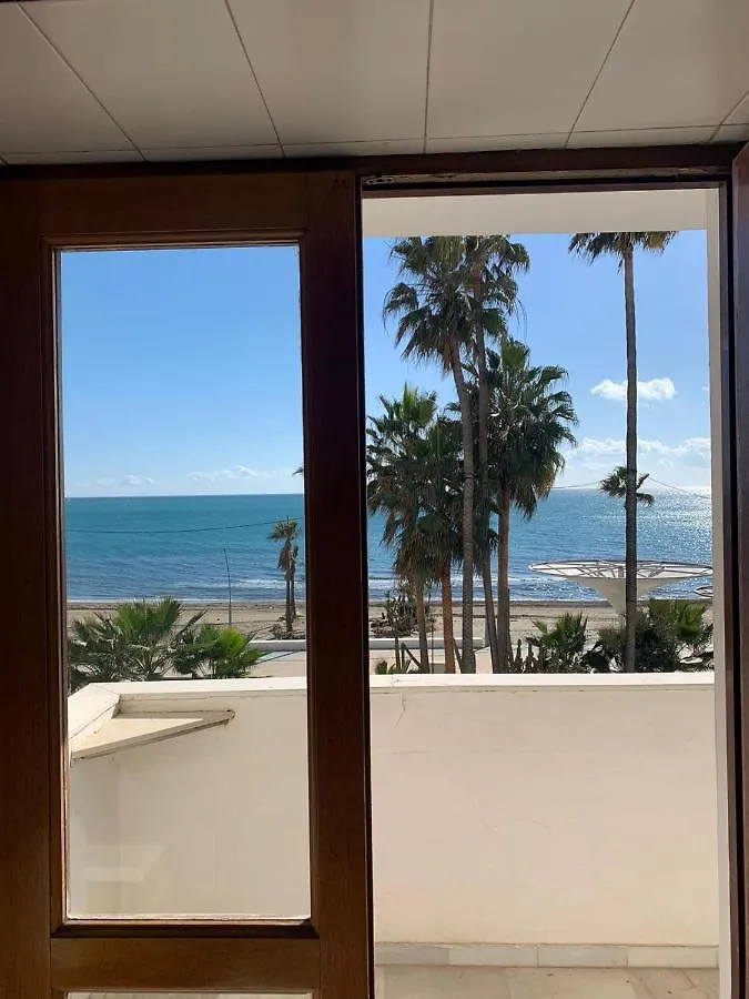 Apartment Beachfront Primera Linea De Playa En Casco Antiguo Estepona Spain